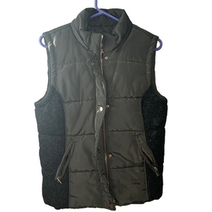 ci sono green and black puffer vest